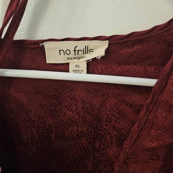 No Frills Burgundy Women's Long Sleeve Crop Top - Picture 2 of 4